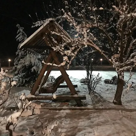 «у полоні гір» Holiday home